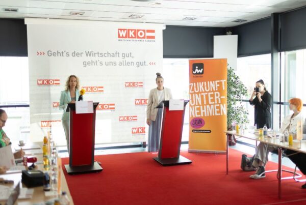 Eva Wutte und Nika Basic Pressekonferenz Junge Wirtschaft Kärnten / Foto: Junge Wirtschaft / Peter Just