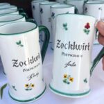 Bierkrüge mit Schriftzug Zocklwirt