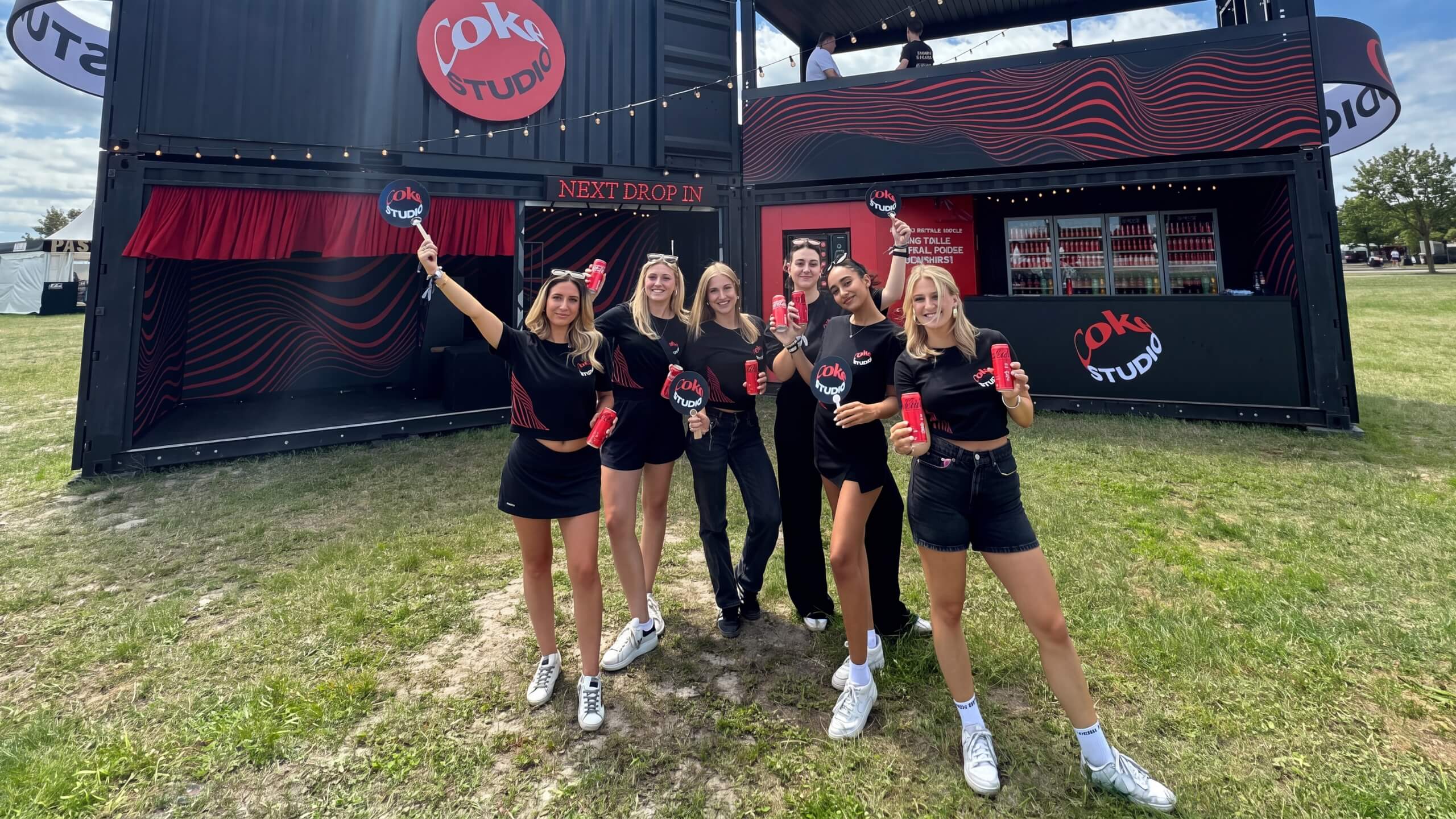 UNIKAT Promotionteam bei einem Festival im Burgenland