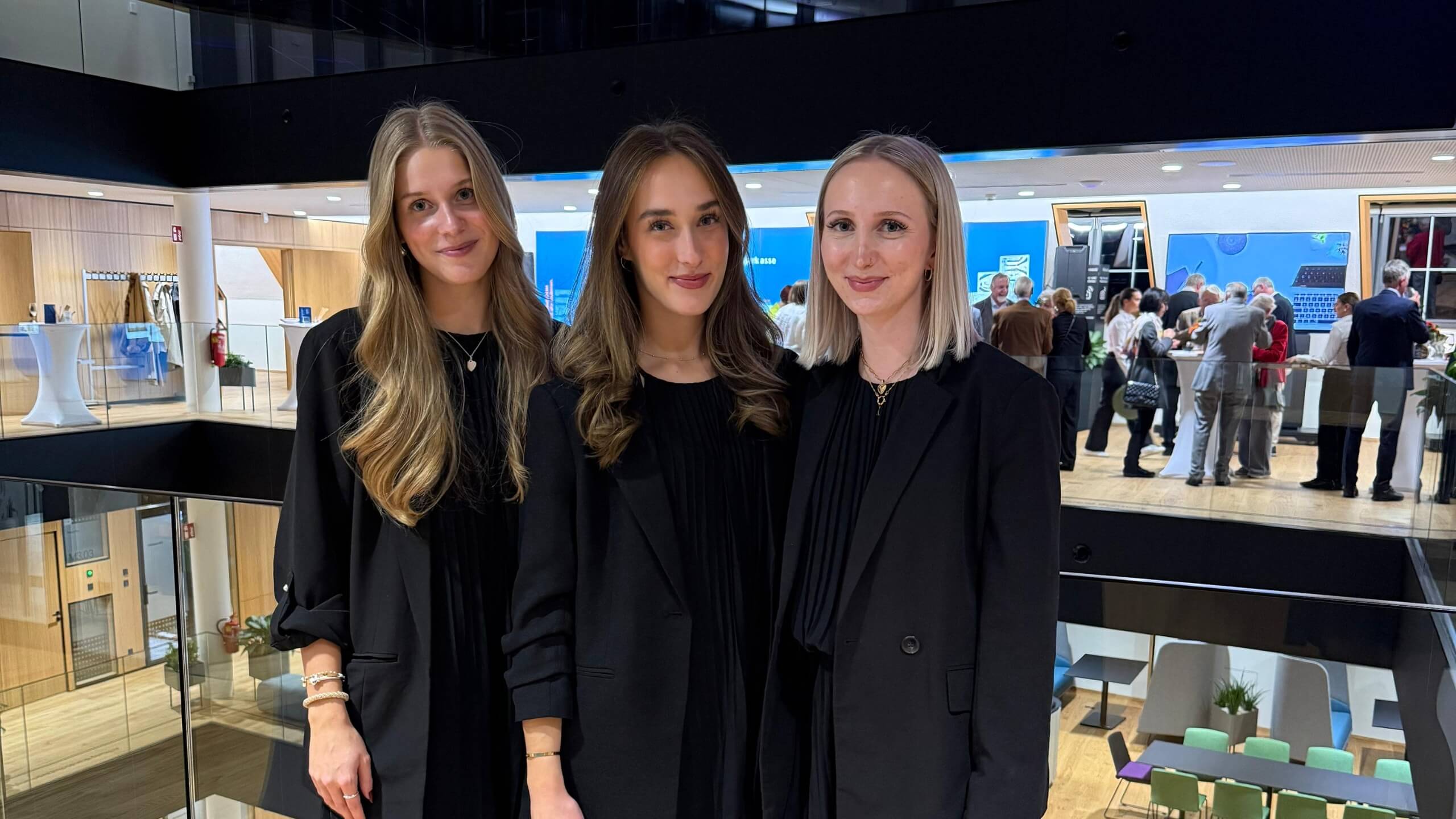 UNIKAT Hostessen im Einsatz in Salzburg