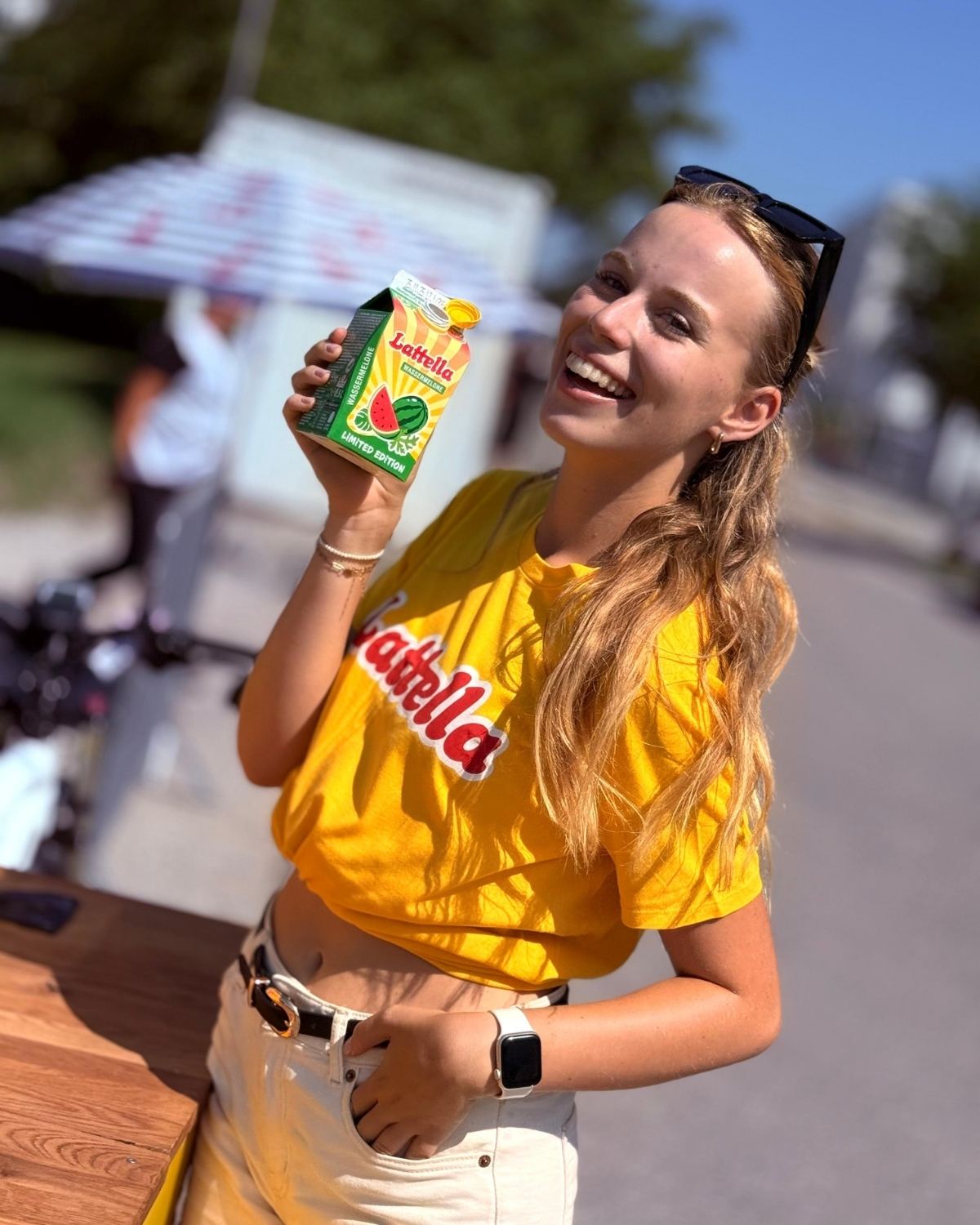 UNIKAT Promotionpersonal beim Sampling in der Steiermark