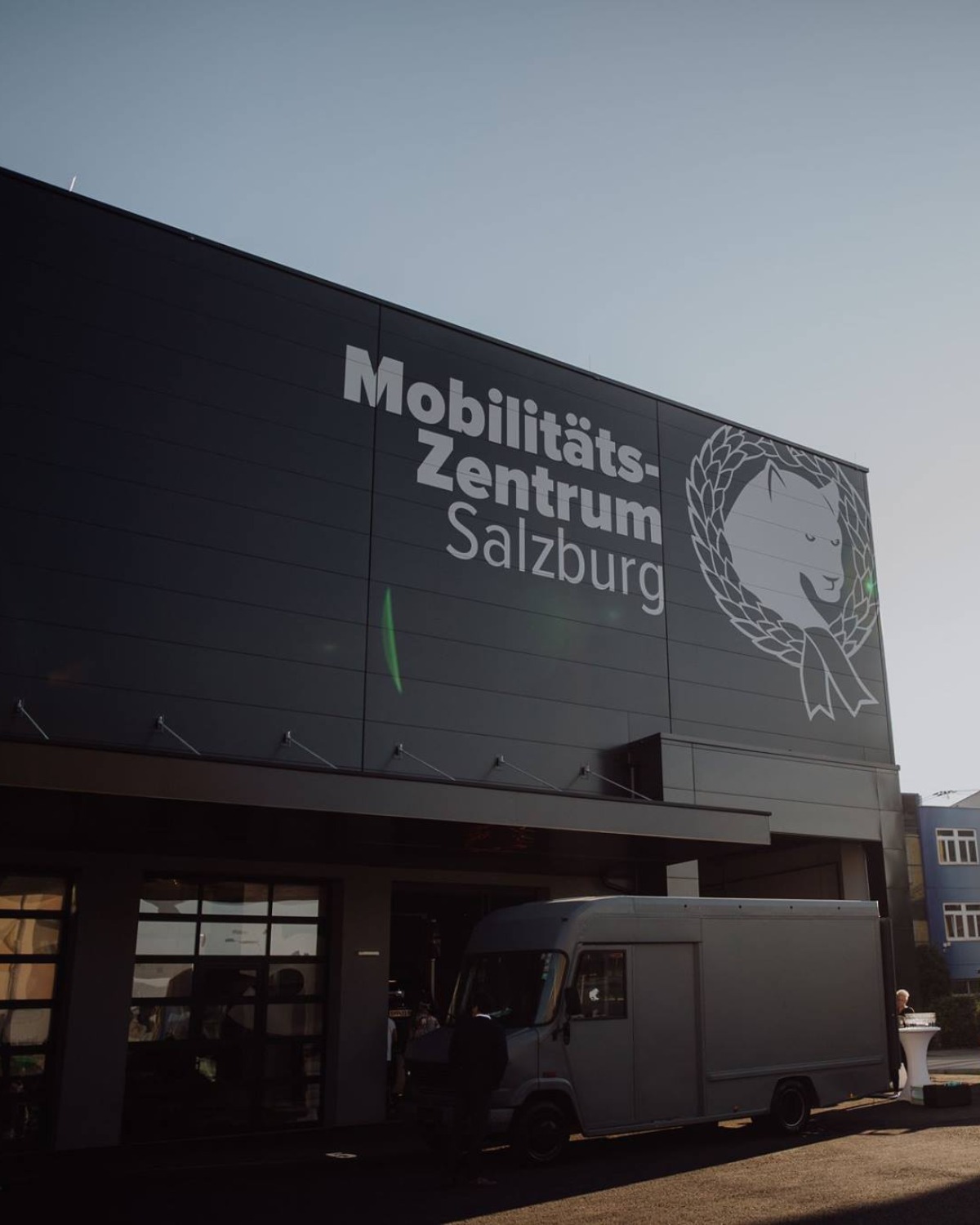 UNIKAT bei der Eröffnung des Mobilitätszentrums von Plankenauer