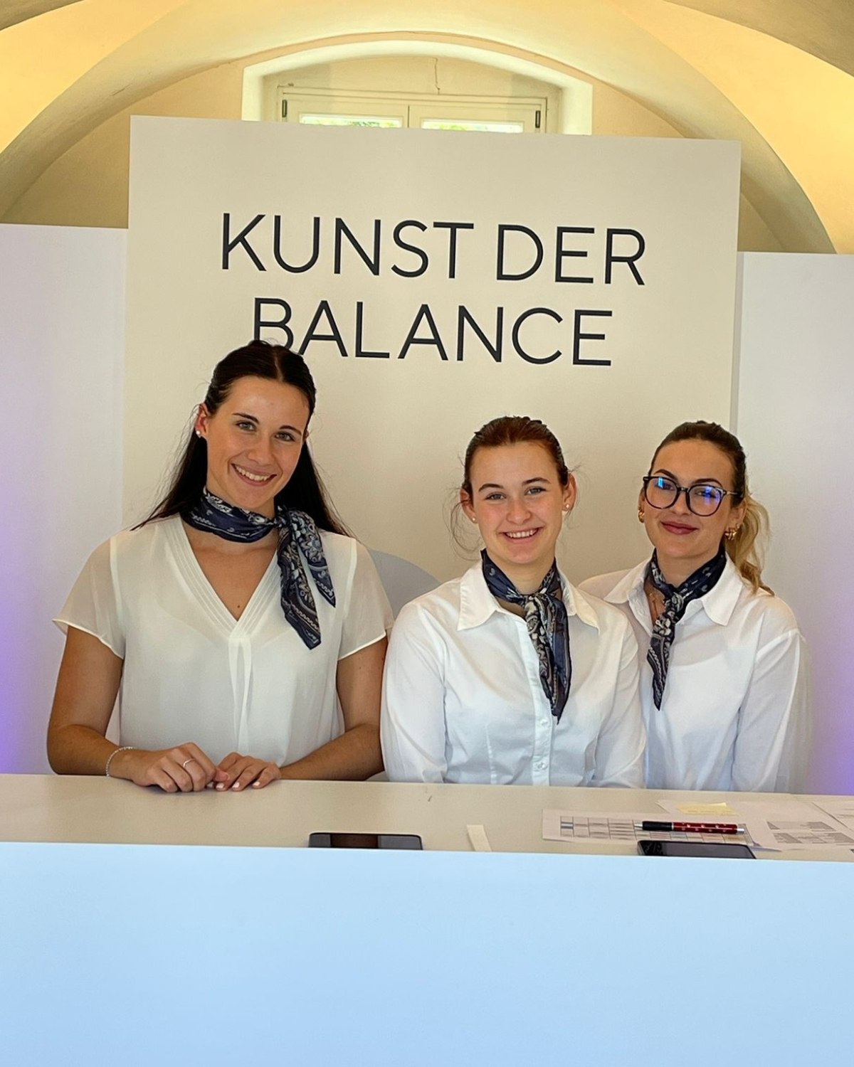 UNIKAT Personal bei Einlass und Garderobe in Salzburg